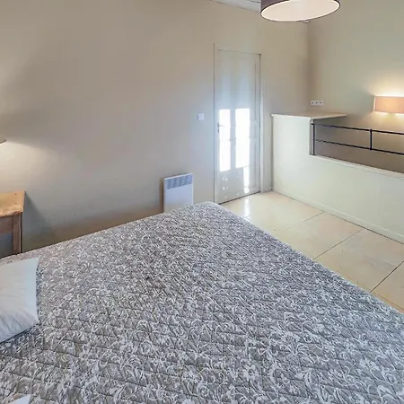 Awesome In Saint-laurent-de-la-ca With Wifi Ferienhaus