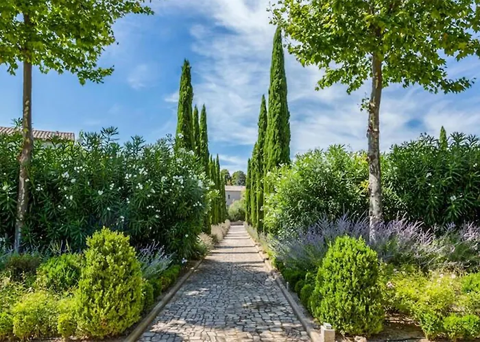 Feriehus Awesome In Saint-laurent-de-la-ca With Wifi *